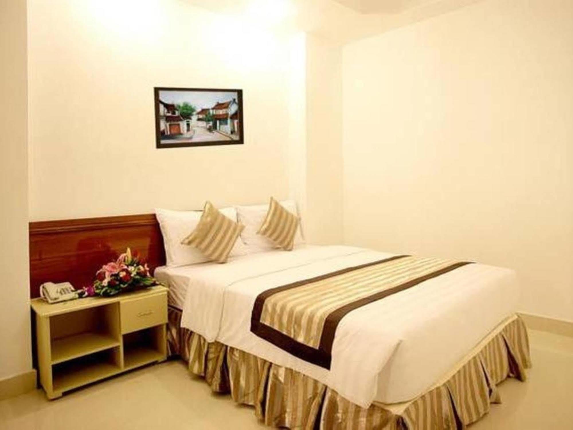 New Sunny Hotel Хошимин Экстерьер фото